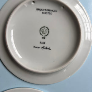 Set: 2x Sammelteller / Wandteller blau von Ib Antoni für Bing & Grøndahl