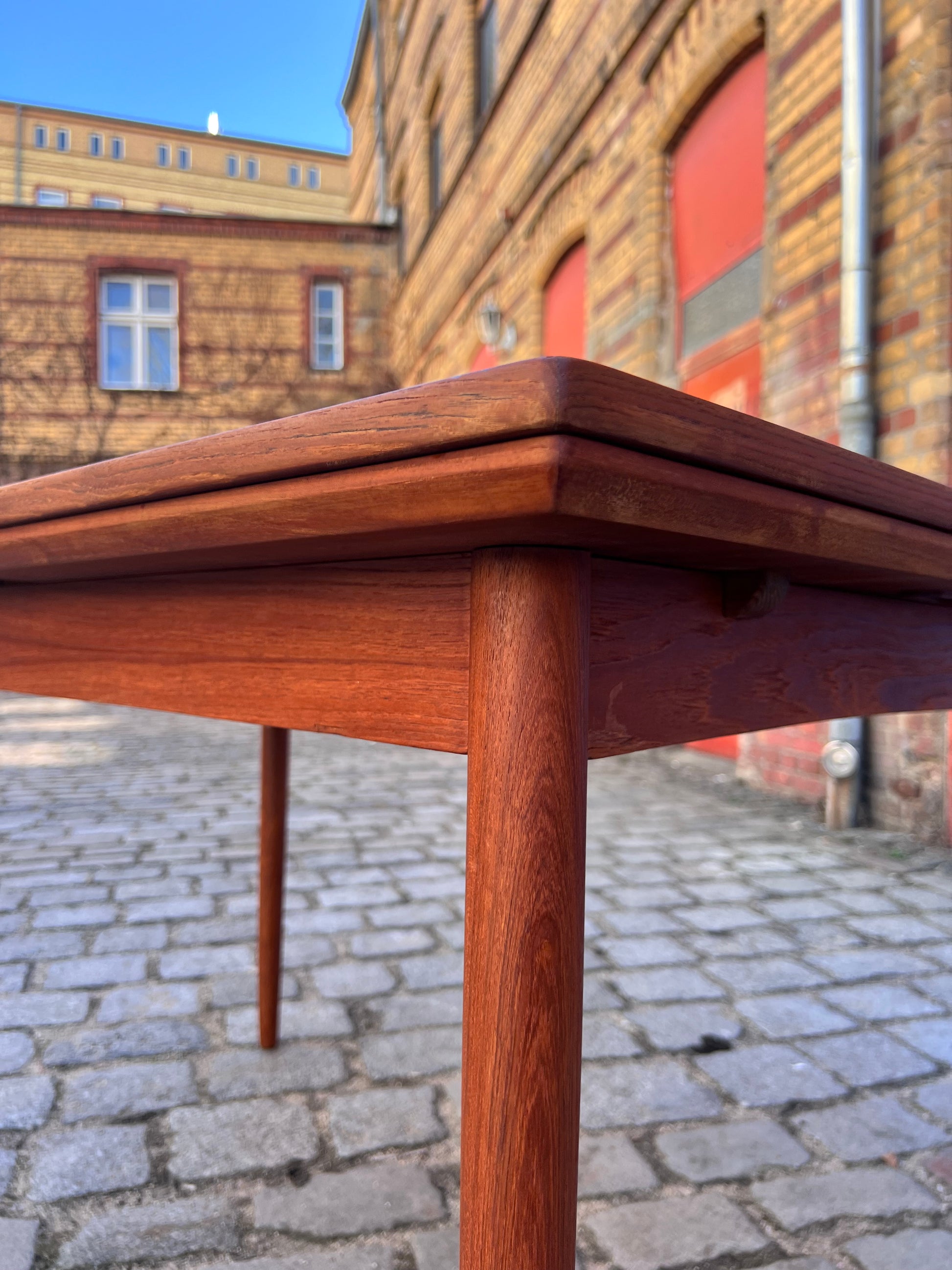 Ausziehbarer Esstisch Teak aus Dänemark