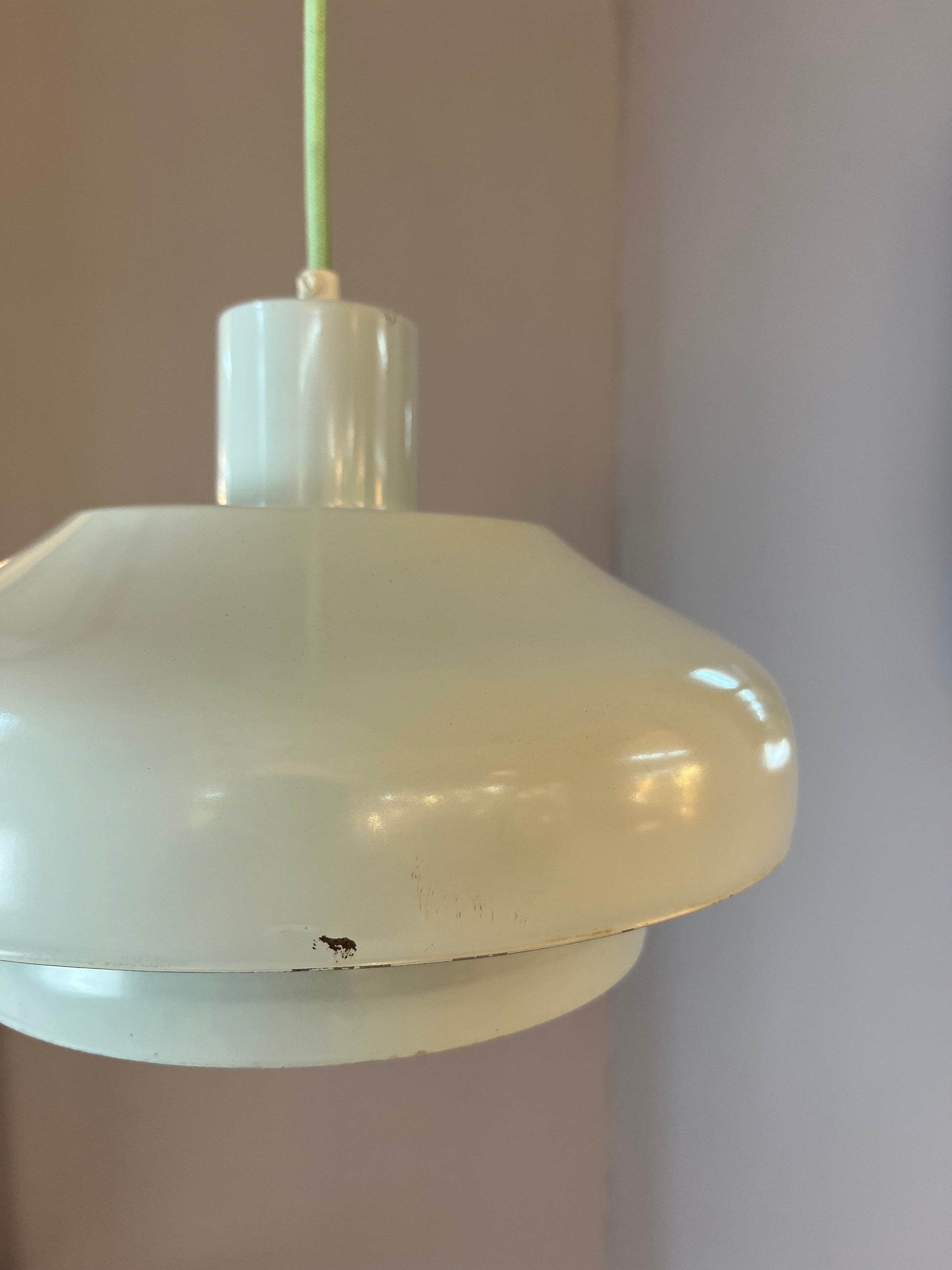 Lamellenlampe weiß aus Dänemark