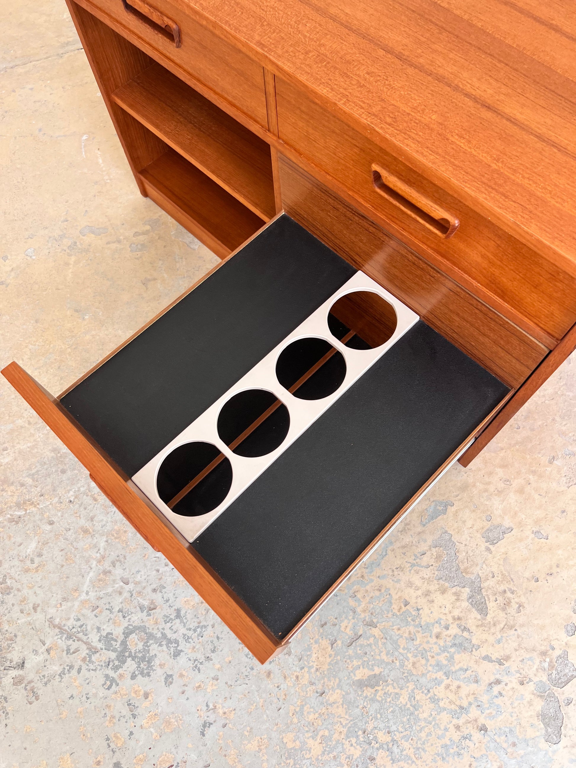 Schrank Teak mit Minibar aus Dänemark