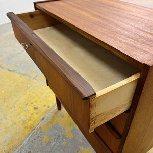 Kommode Nachtschrank Teak mit Schloss aus Dänemark