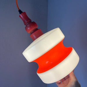 Hängelampe weiß orange rot