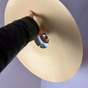 Lamellenlampe neu lackiert pastell-peach Pagode