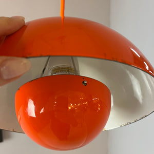 Hängelampe Flowerpot VP1 orange Emaille von Verner Panton für Louis Poulsen