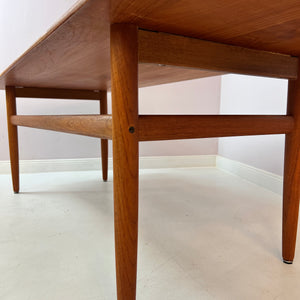 Couchtisch Teak von Niels Bach