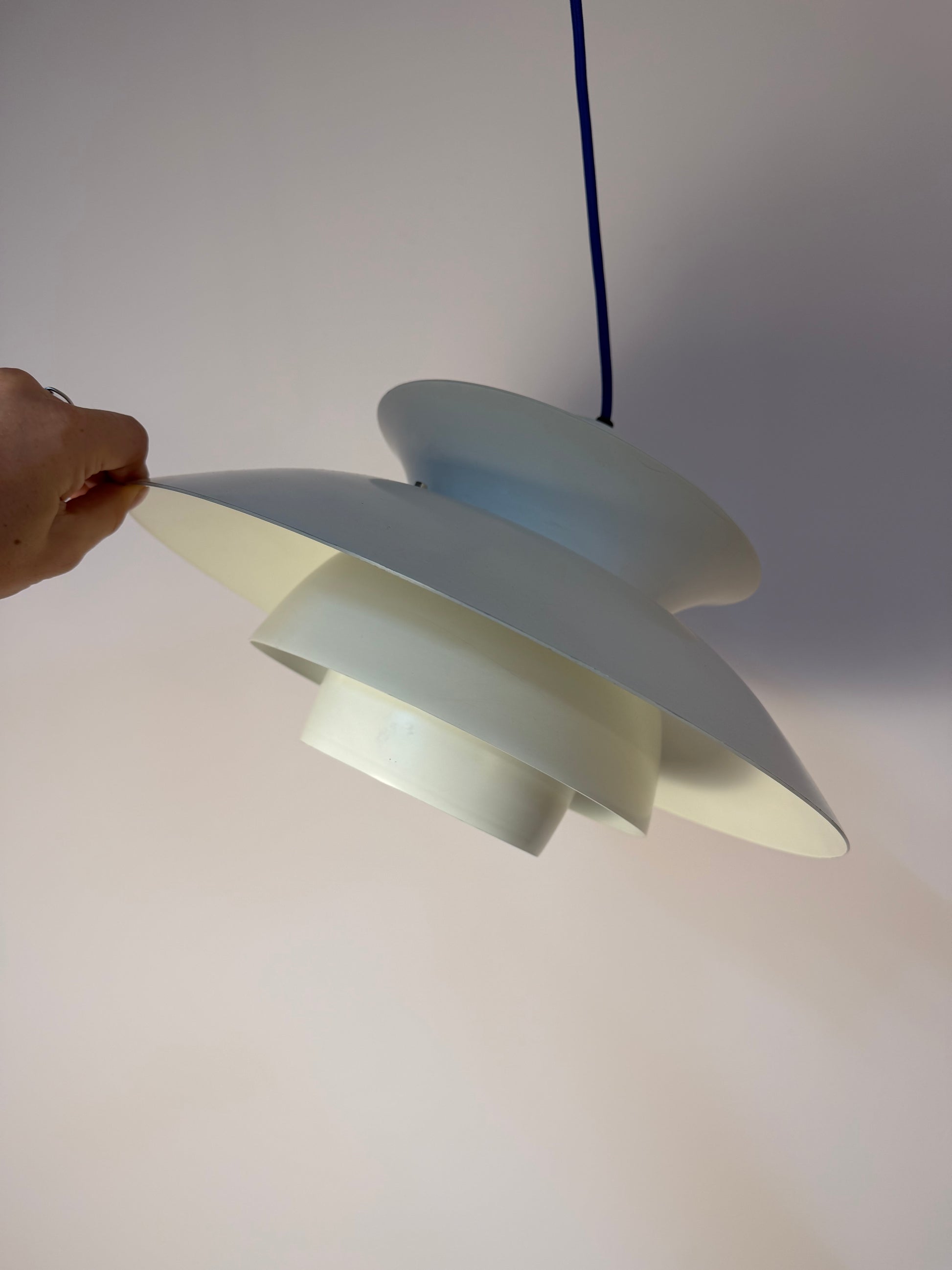 Lamellenlampe weiß aus Dänemark