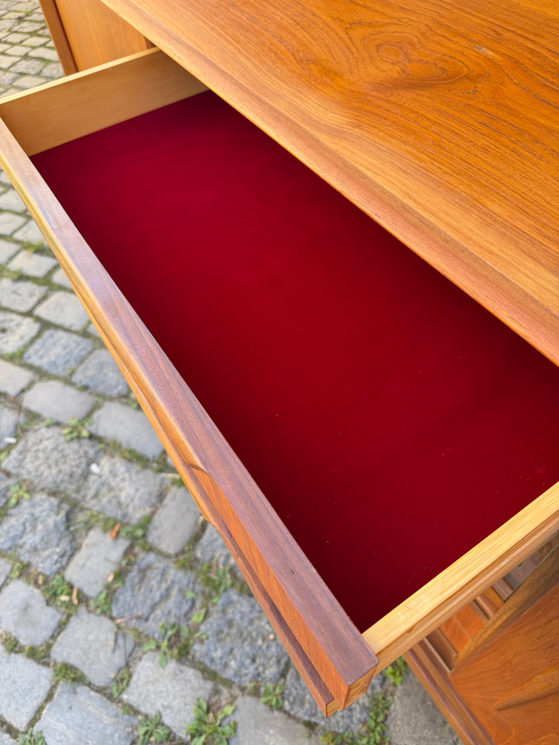 Highboard Teak mit Vitrine & Minibar aus Dänemark