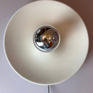 Wandlampe Diskus 25 cm weiß von Charlotte Perriand für Honsel