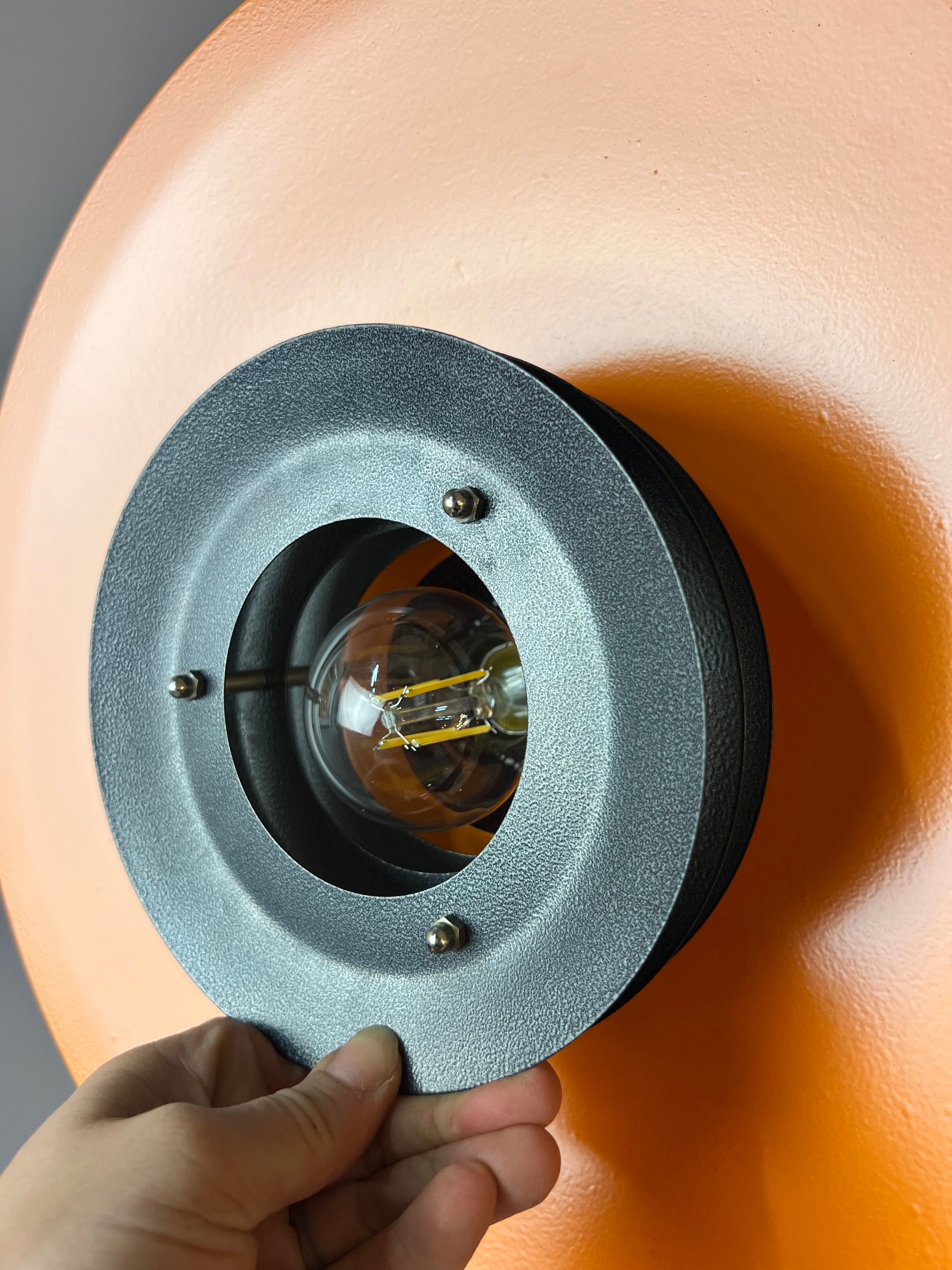 Lamellenlampe neu lackiert orange schwarz