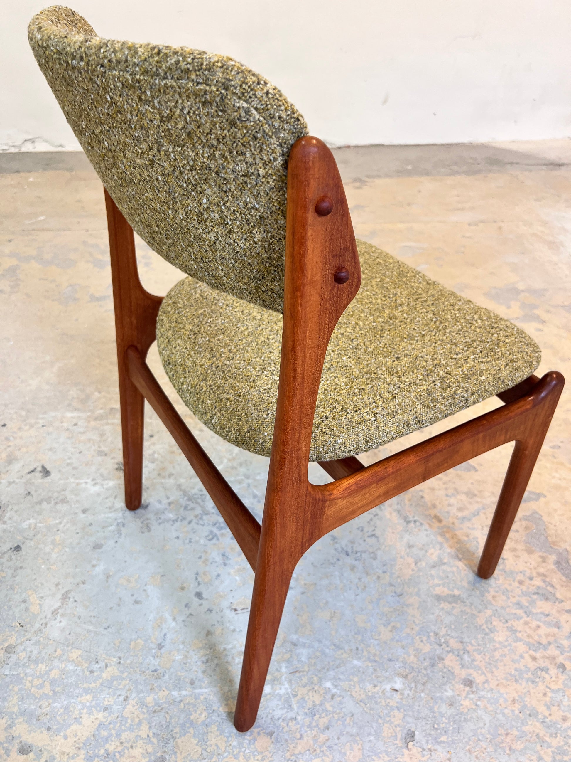 Polsterstuhl grün Teak neu gepolstert von Erik Buch