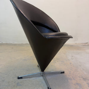 Cone Chair braunes Kunstleder von Verner Panton