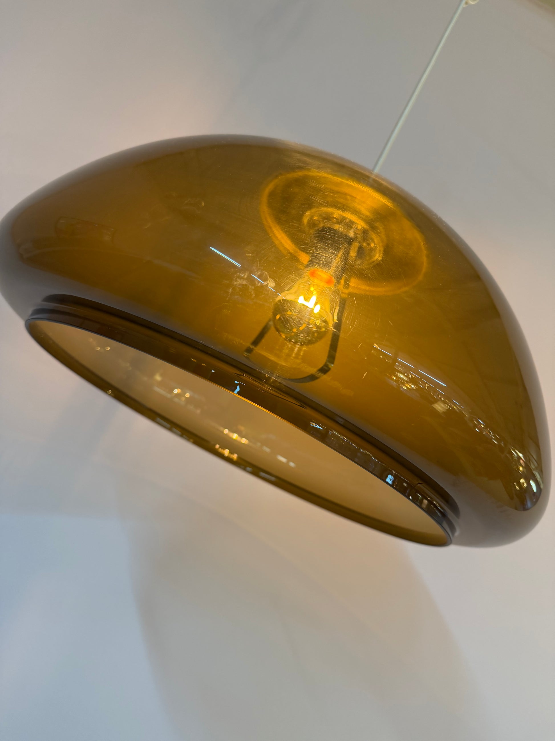 Hängelampe braun transparent Kunststoff