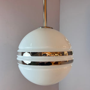Große Kugellampe weiß silber Glas