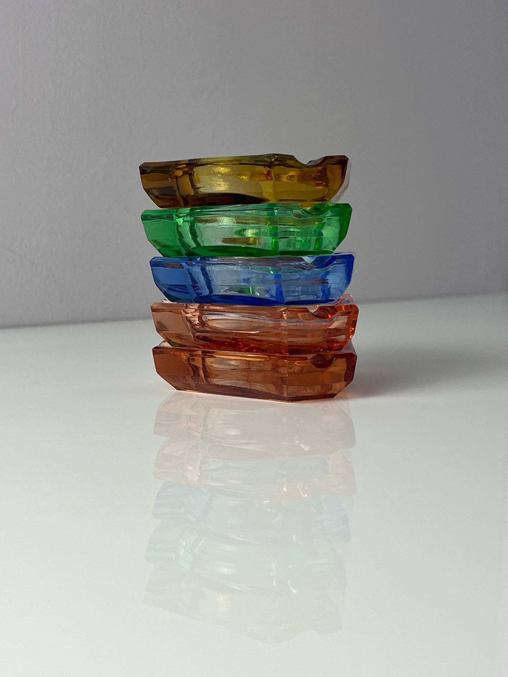 Set: 5 Aschenbecher pastell Glas