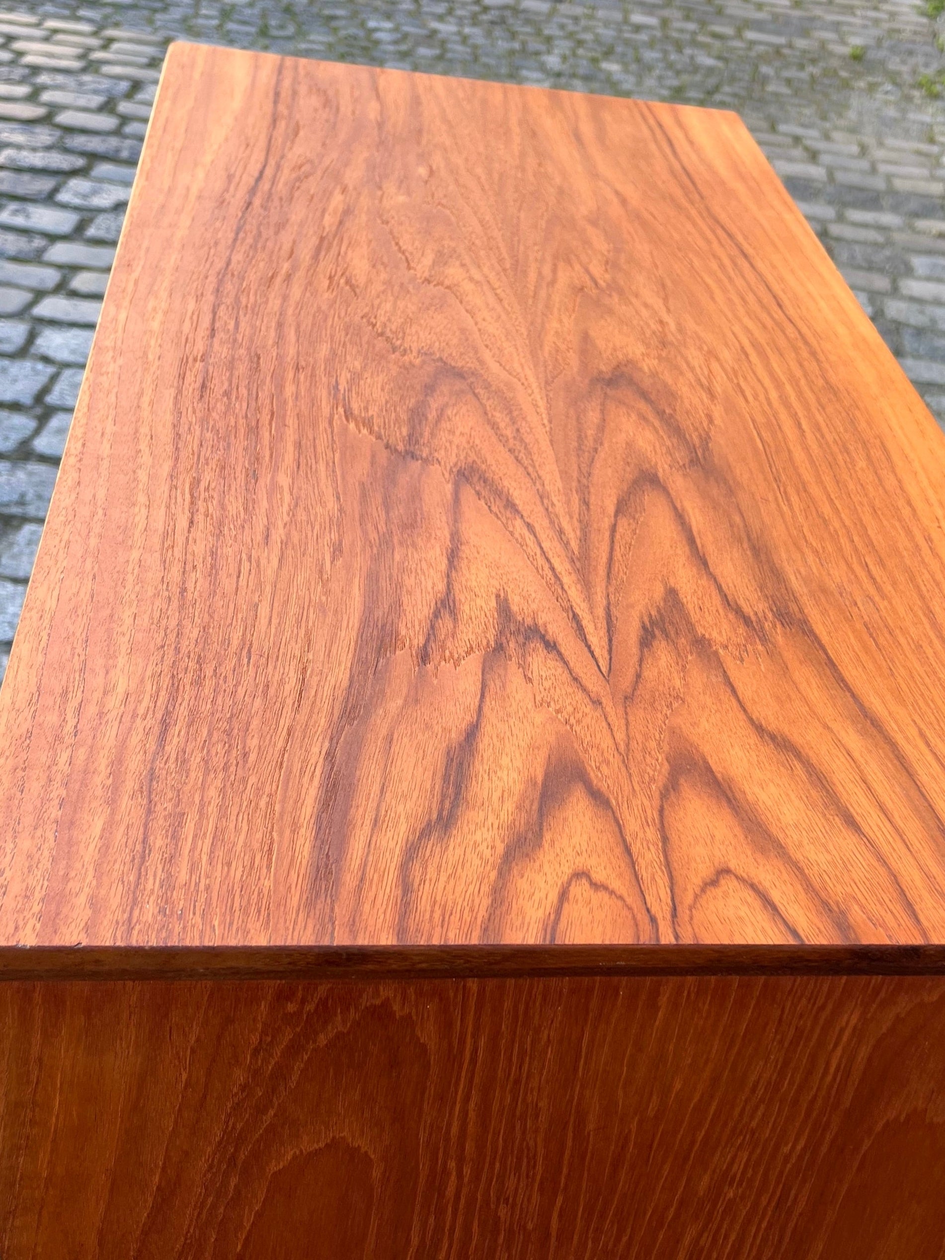 Kommode Teak mit Schloss aus Dänemark
