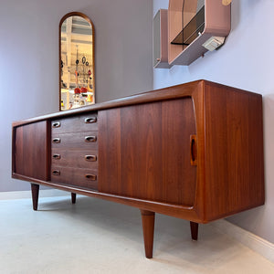 Sideboard Teak von H.P. Hansen