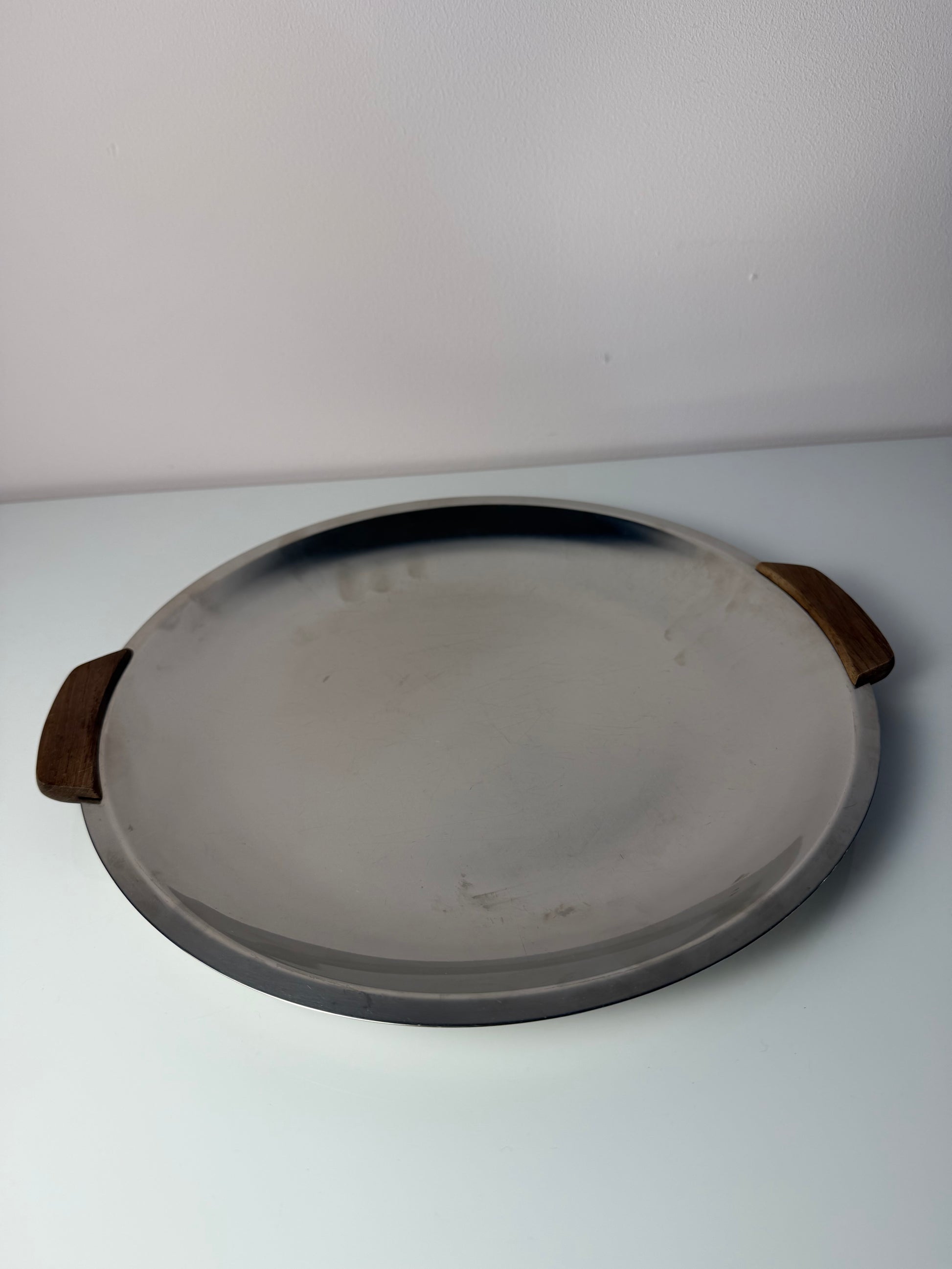 Tablett Edelstahl mit Teak Griffen aus Dänemark