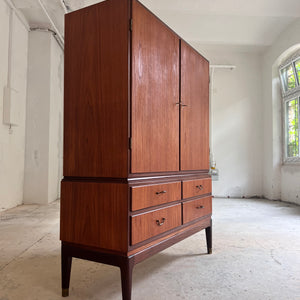 Büroschrank Teak mit Schloss aus Dänemark