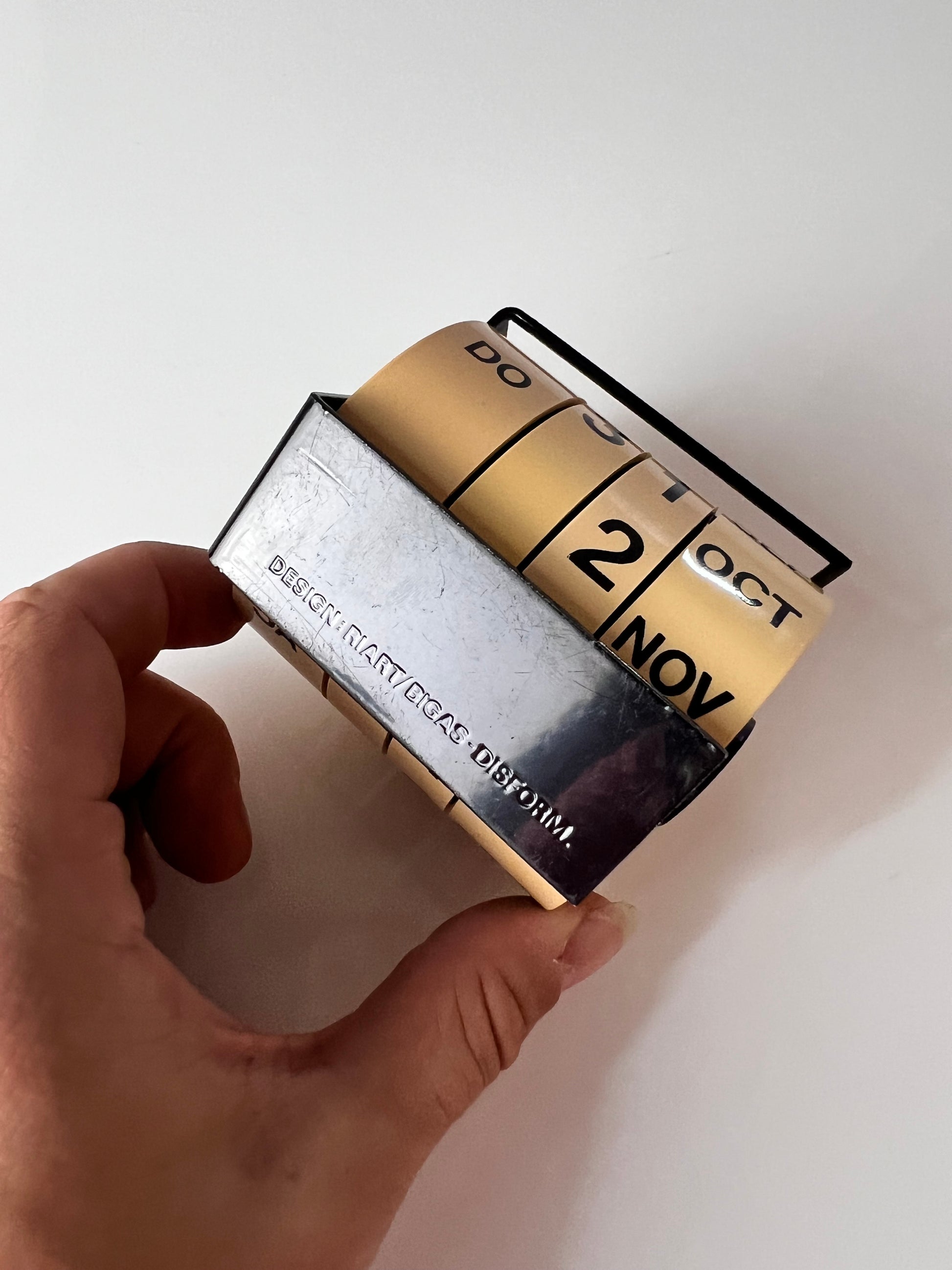 Ewiger Kalender von Carles Riart und Bigas Luna für Disform