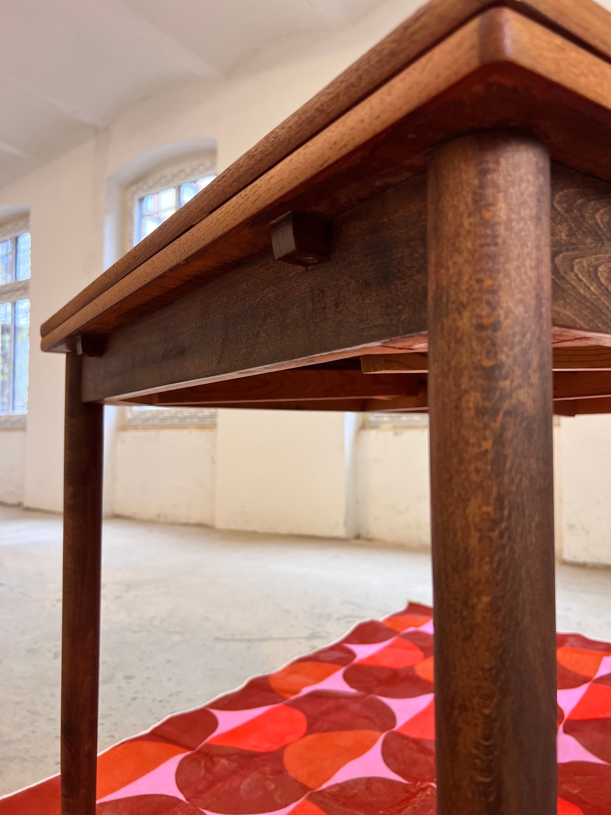 Kleiner ausziehbarer Esstisch Teak aus Dänemark