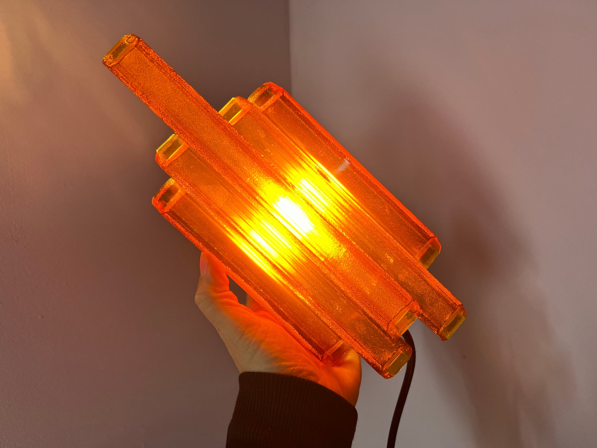 Wandlampe bernsteingelb von Claus Bolby für Cebo