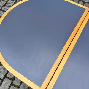 Halbrunder Esstisch grau Buche von Rud Thygesen & Johnny Sørensen für Farstrup