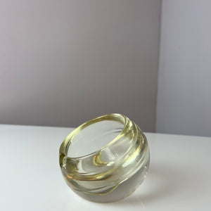 Kugelascher transparent Pressglas