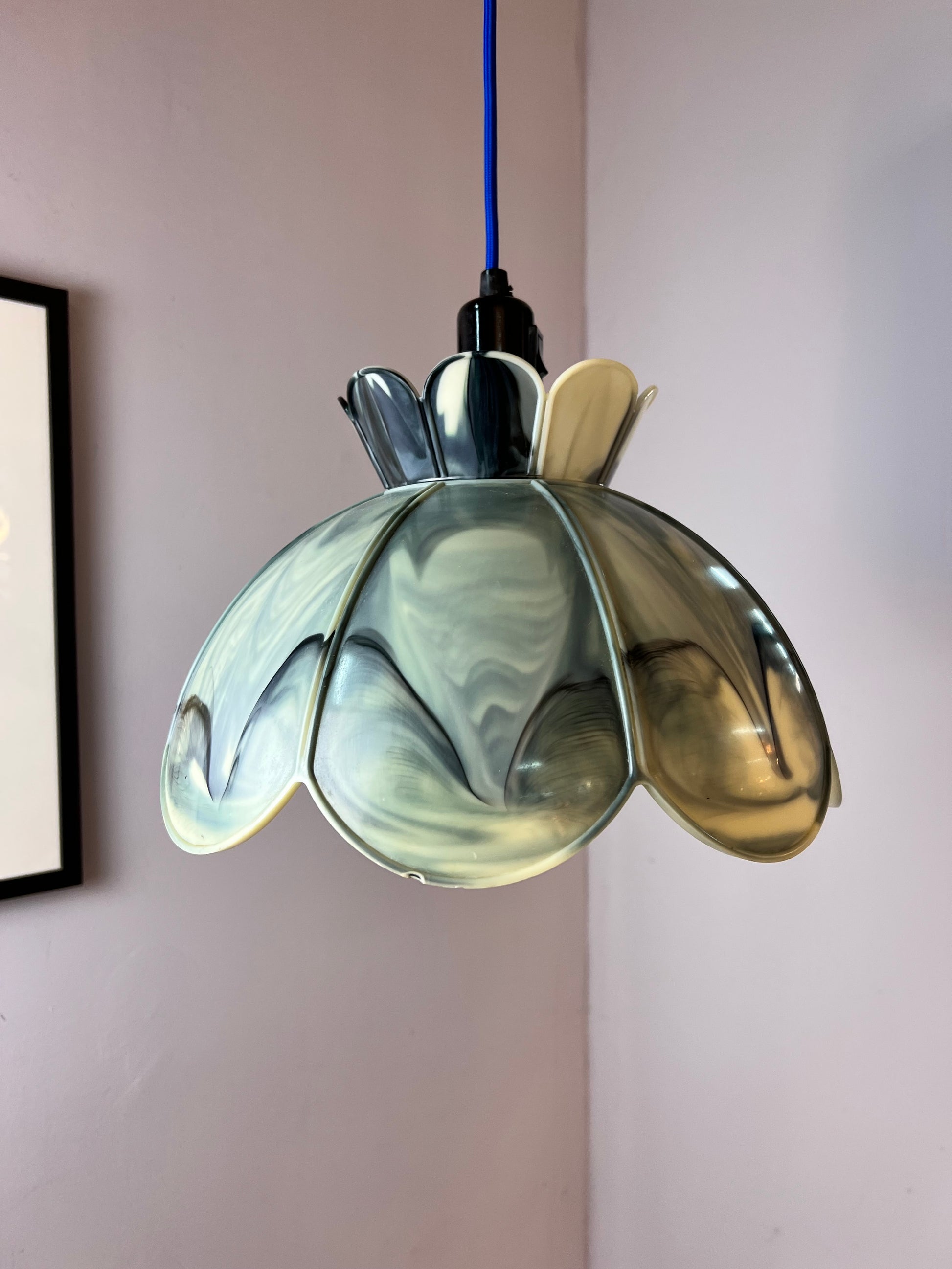 Hängelampe marmorierte Blume Kunststoff aus Dänemark
