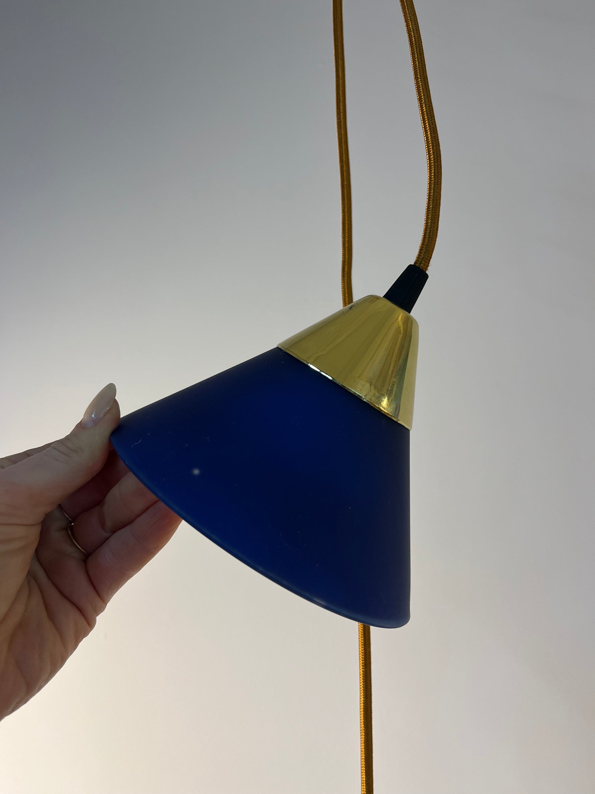 Set: 2x Hängelampe blau Glas Messing