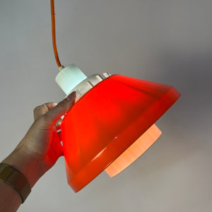 Hängelampe Modell 854 orange Kunststoff von Lyskær Belysning