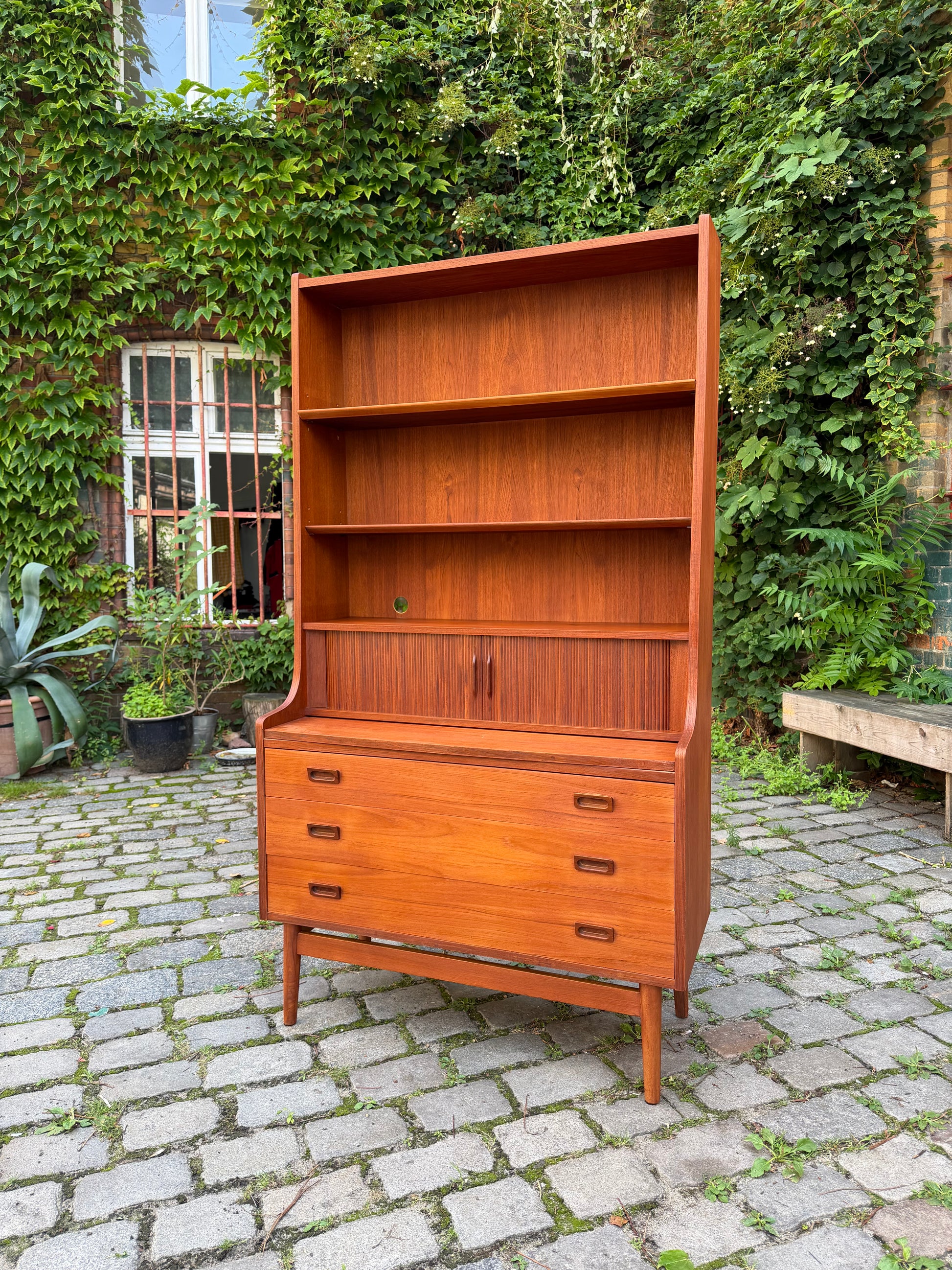 Bücherregal Teak mit Sekretär von Johannes Sorth für Nexø