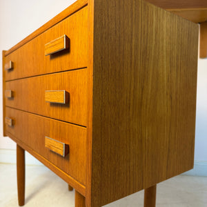 Kleine Kommode Teak von Ejsing Møbelfabrik