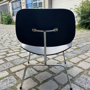 Sessel LCM schwarz Plywood von Ray & Charles Eames