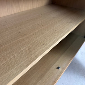 Schrank Eiche mit neuen Chromfüßen von WK Möbel