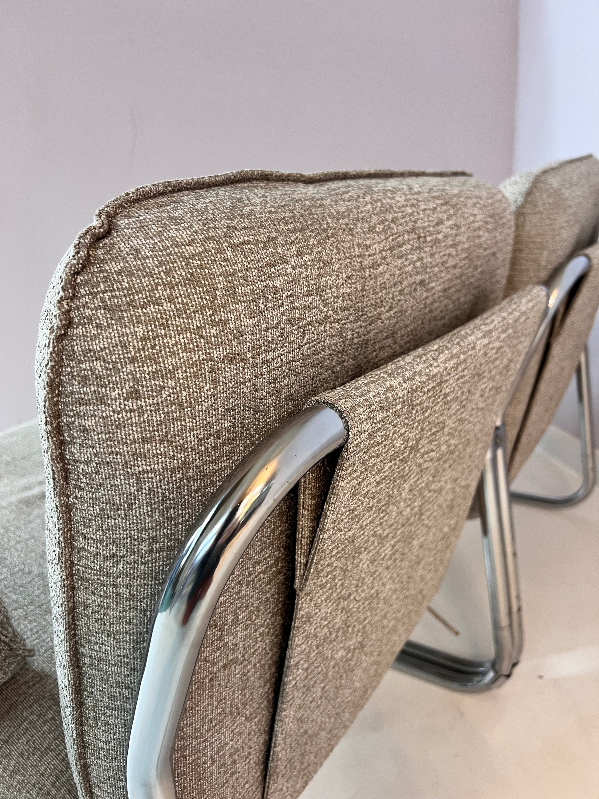 Zweisitzer Sofa Halina von Hellerau