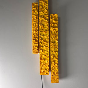 Wandlampe gelb von Uwe Mersch