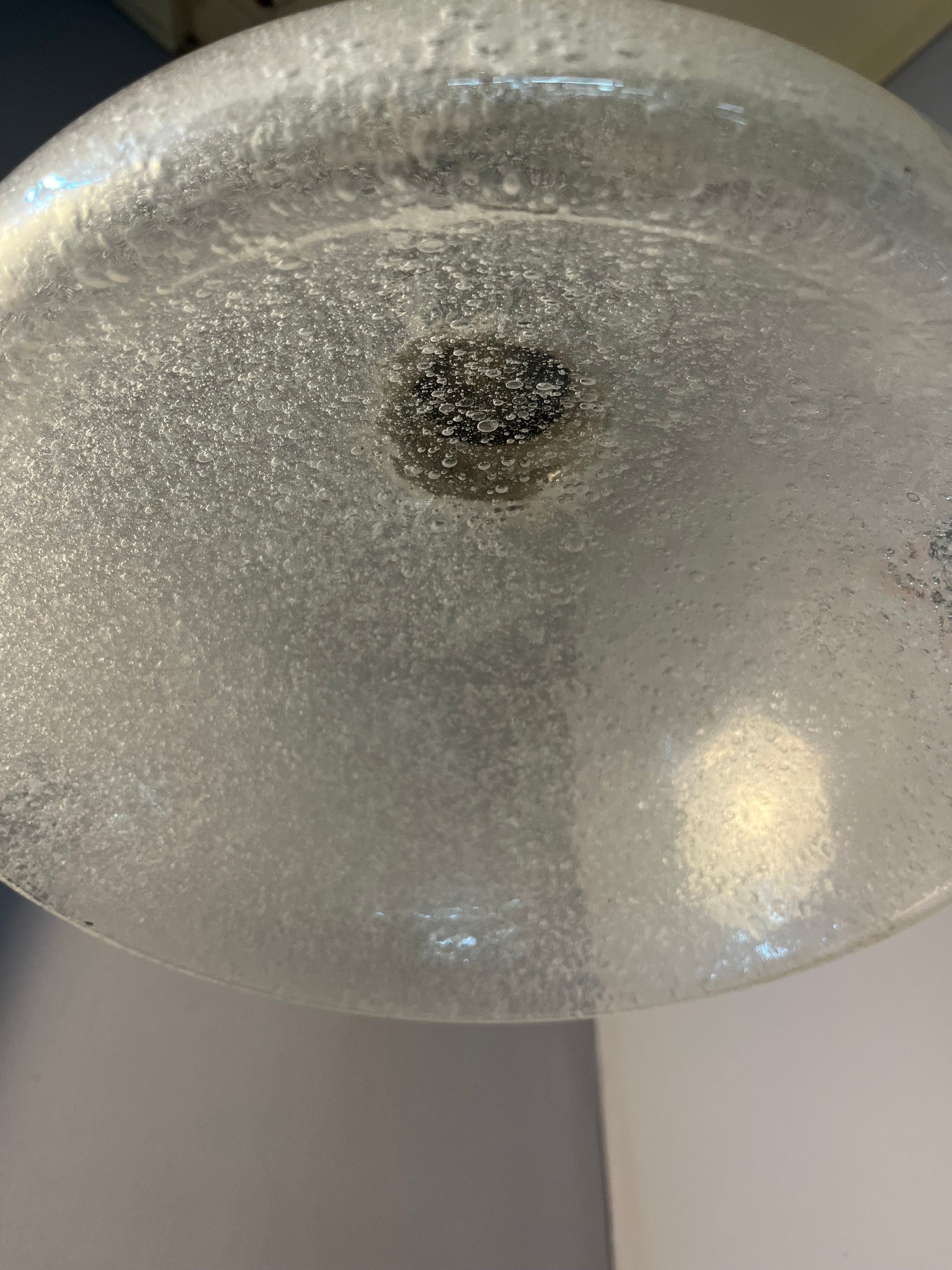 Große Hängelampe Chrom Eisglas von Herbert Proft für Glashütte Limburg