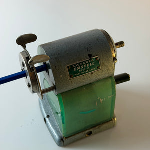 Spitzmaschine / Anspitzer No. 52/25 von A.W. Faber-Castell