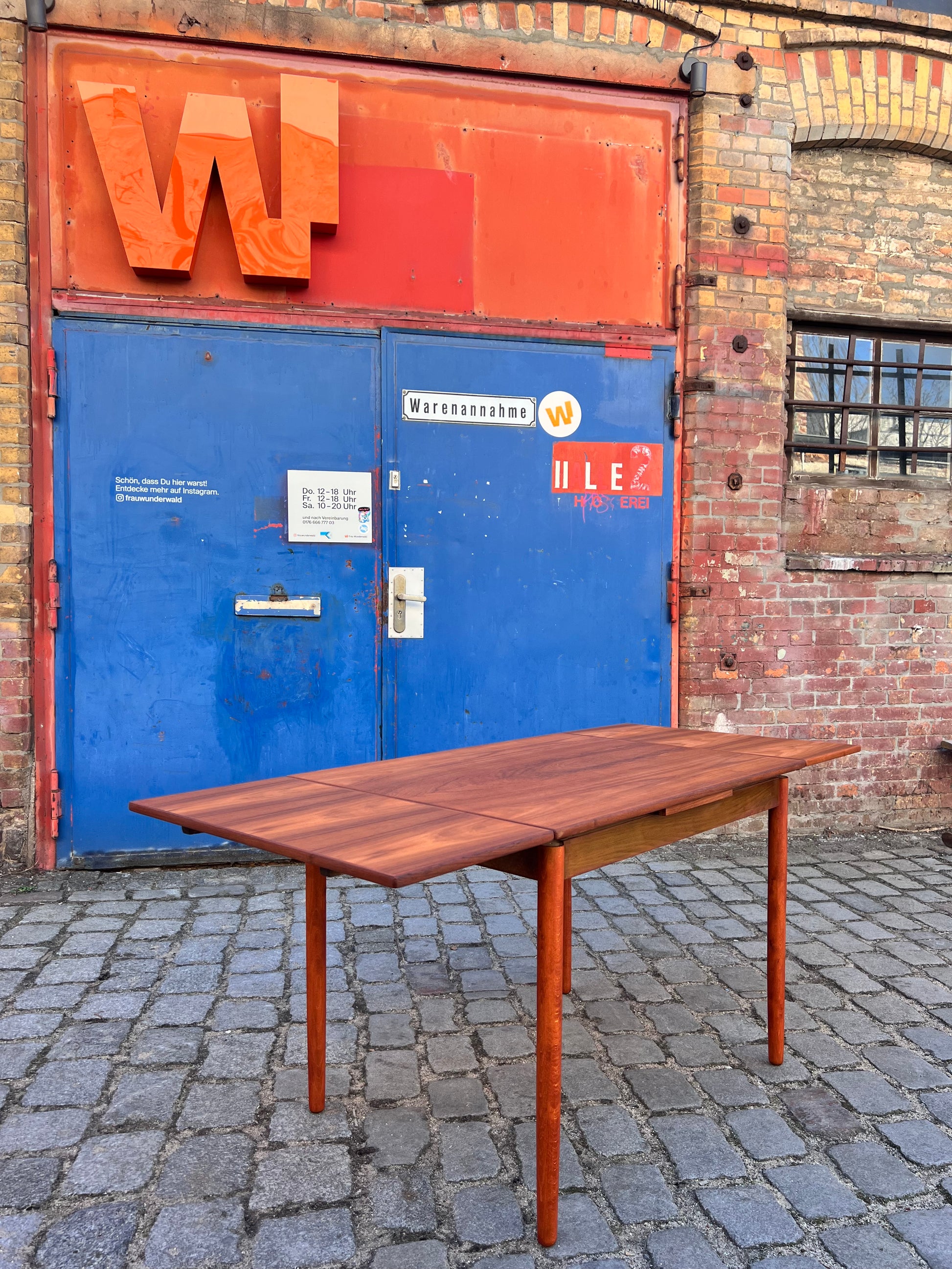 Kleiner ausziehbarer Esstisch Teak aus Dänemark