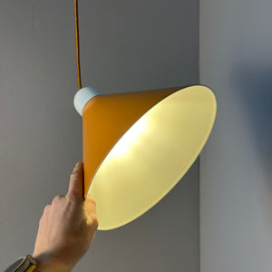 Hängelampe orange aus Dänemark