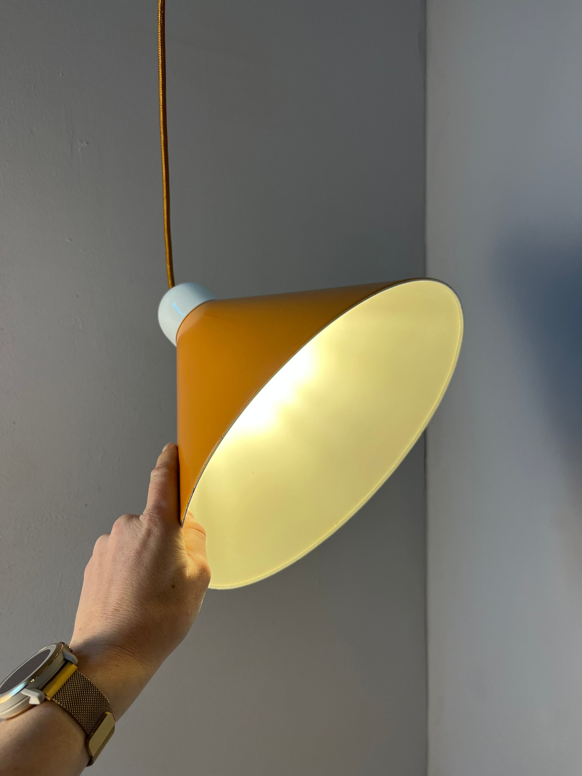 Hängelampe orange aus Dänemark
