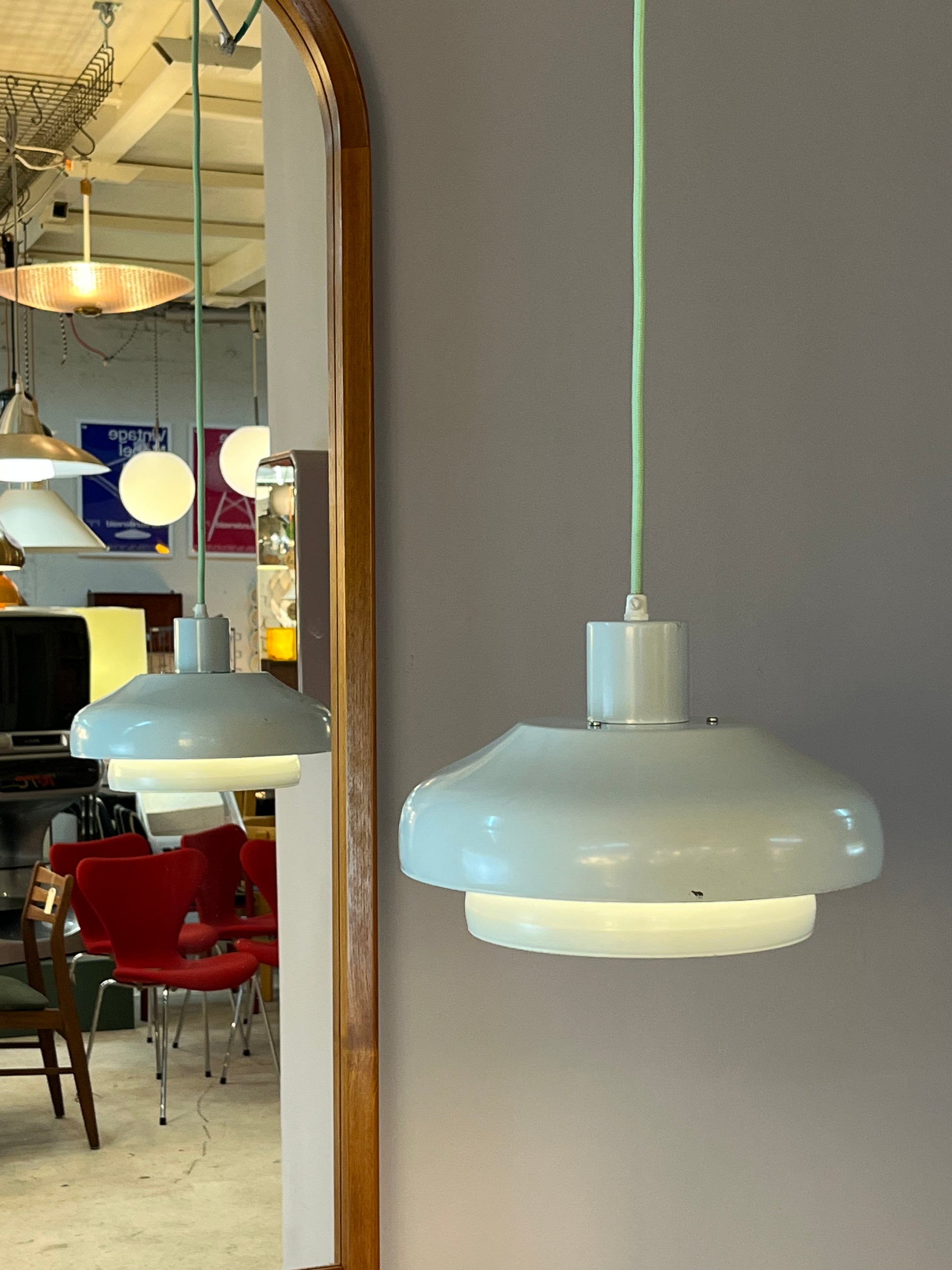 Lamellenlampe weiß aus Dänemark