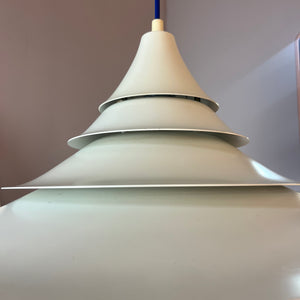 Hängelampe Pagode weiß von Ricardoni für Nordisk Solar
