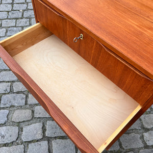Kommode Teak mit Schloss aus Dänemark