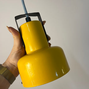 Hängelampe gelb von Brilliant Leuchten