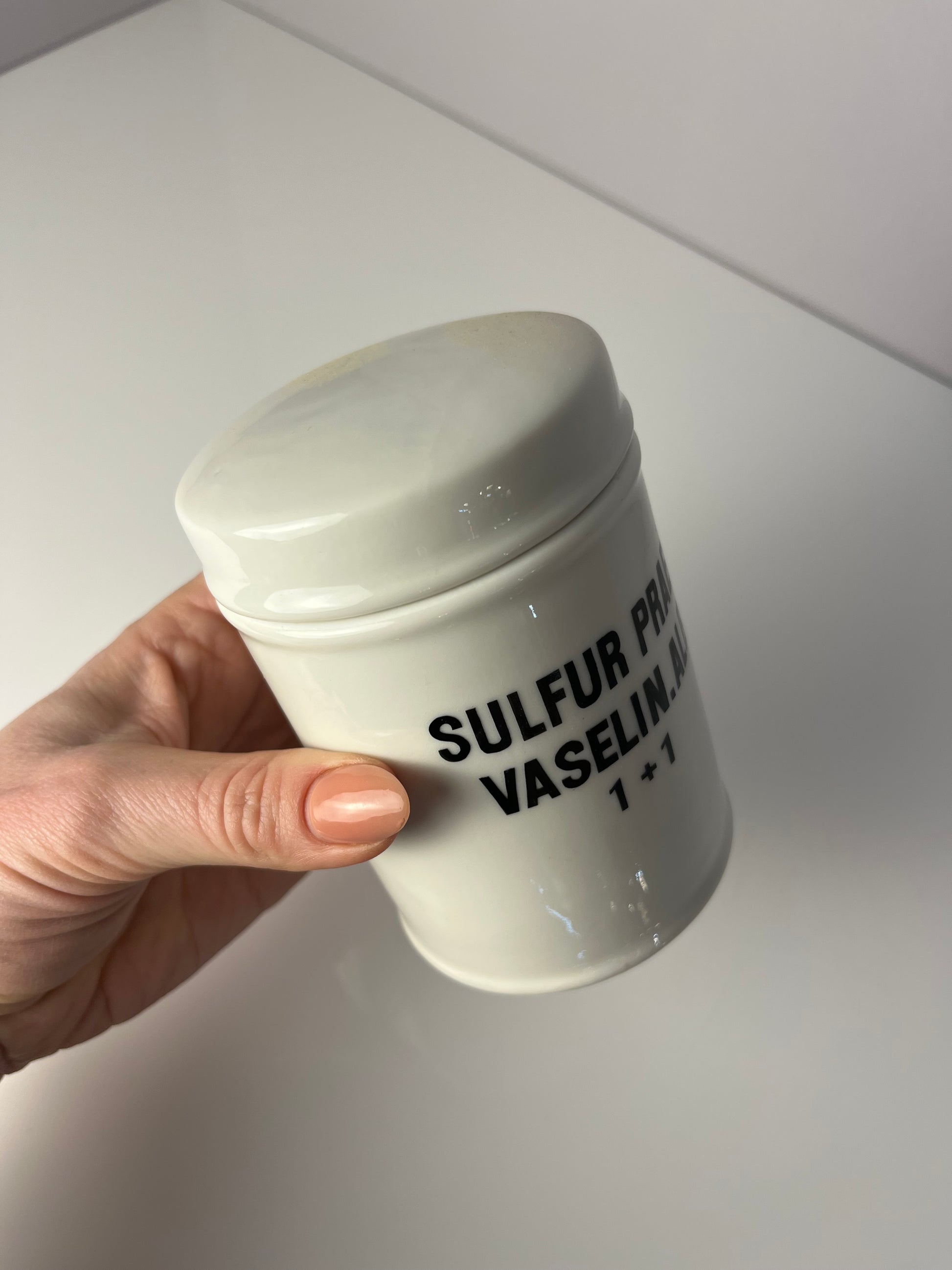 Apothekerdose Sulfur Praec. Vaselin. Alb. weiß Porzellan