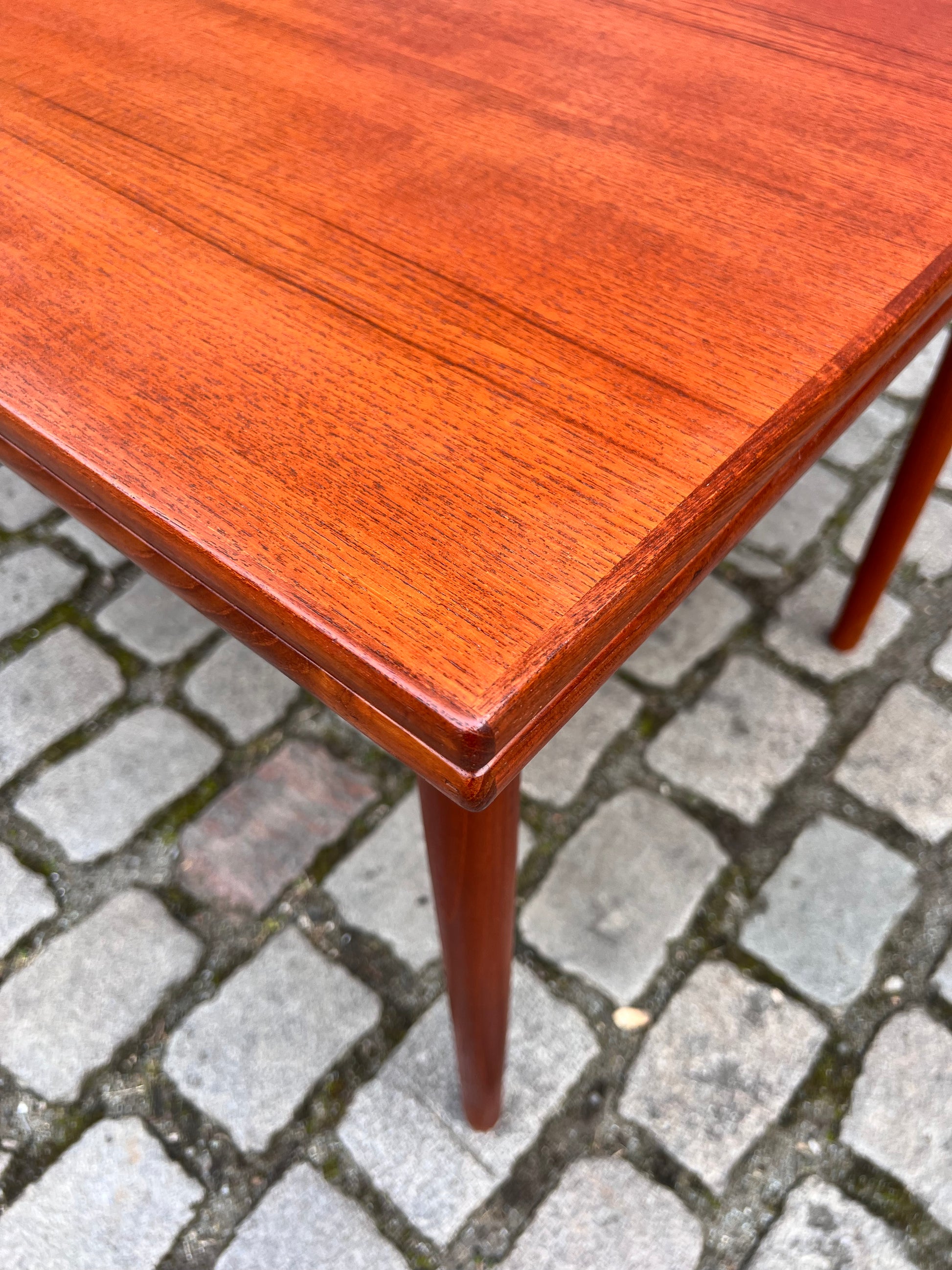 Esstisch Teak ausziehbar aus Dänemark