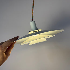 Lamellenlampe weiß aus Dänemark