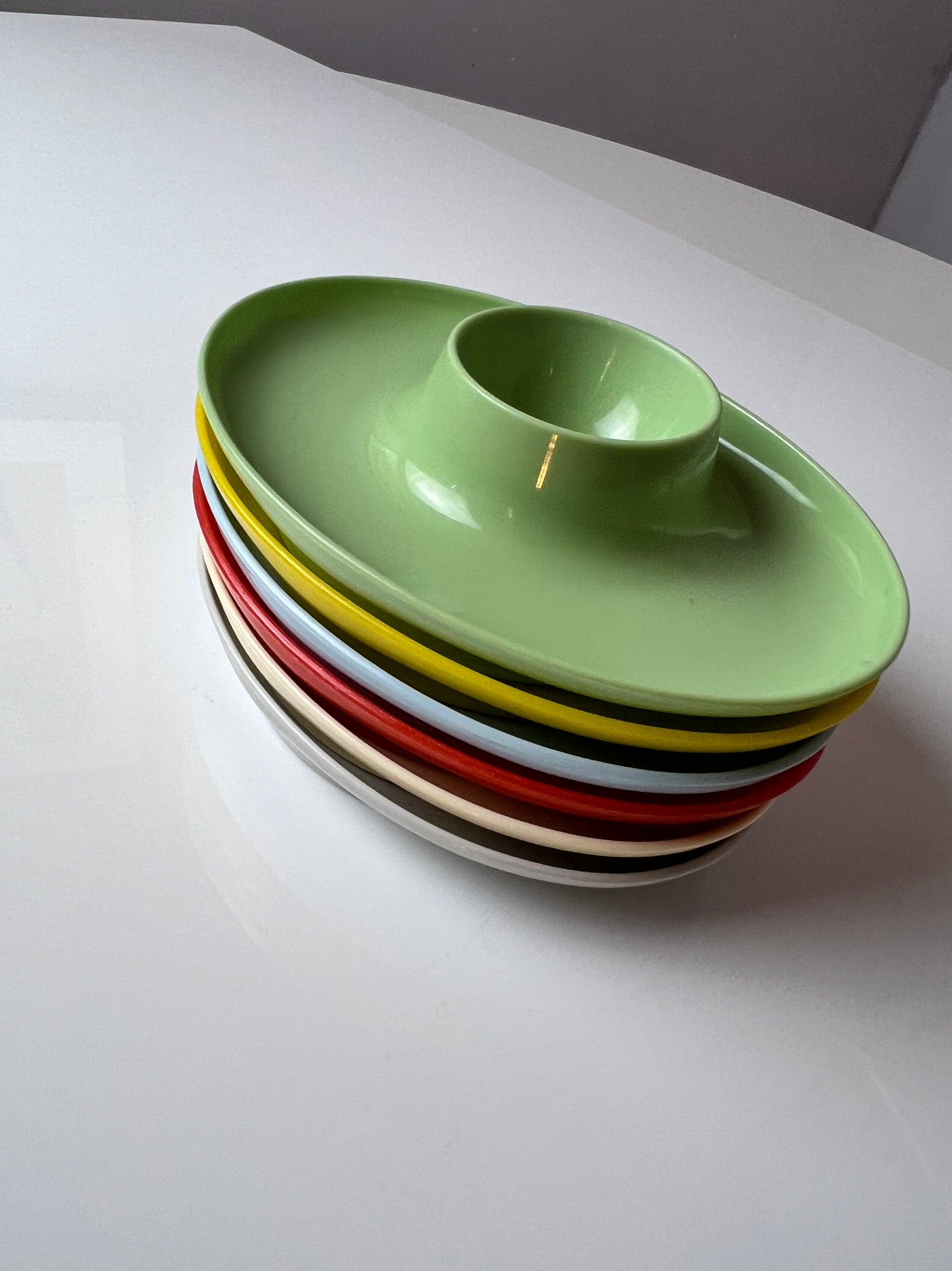 Set: 6x Eierbecher bunt Kunststoff