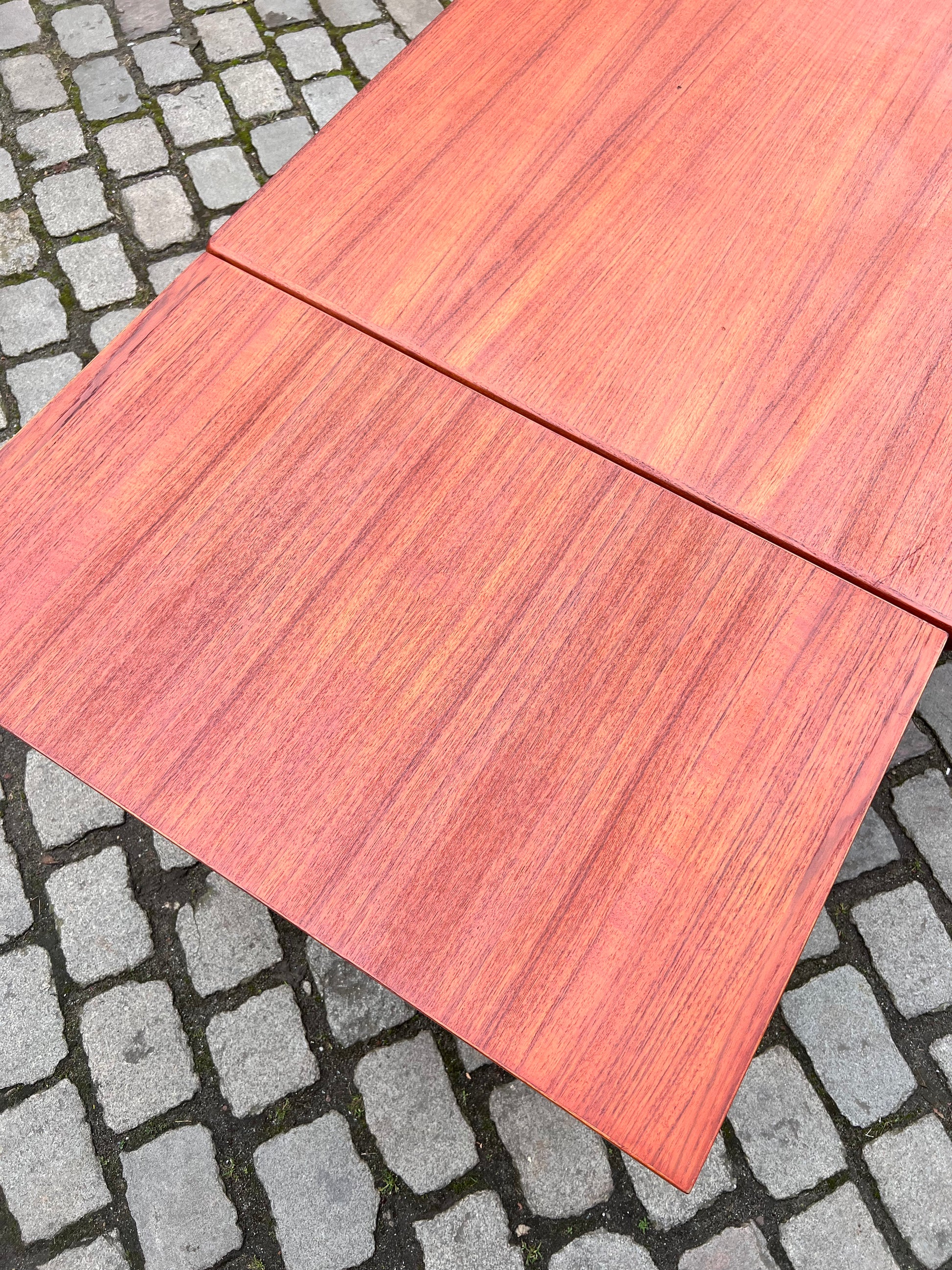 Ausziebarer Esstisch Teak von Henning Kjearnulf